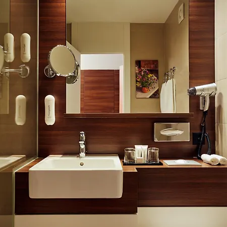 Regina Titlis, A Trademark Collection By Wyndham Hotel