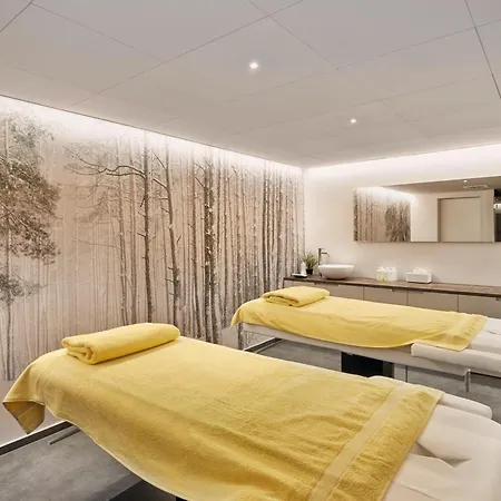 Regina Titlis, A Trademark Collection By Wyndham 4*