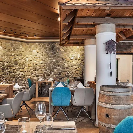 Regina Titlis, A Trademark Collection By Wyndham Hotel