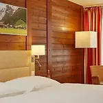 H+ & Hotel 4*